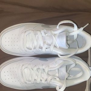 nike low tops